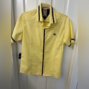 Burberry Summer/Beach Shirt Size Small